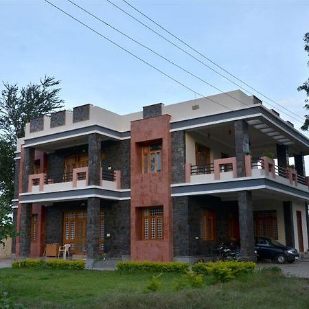 The Royale Country Retreat Bed & Breakfast Udaipur Eksteriør bilde