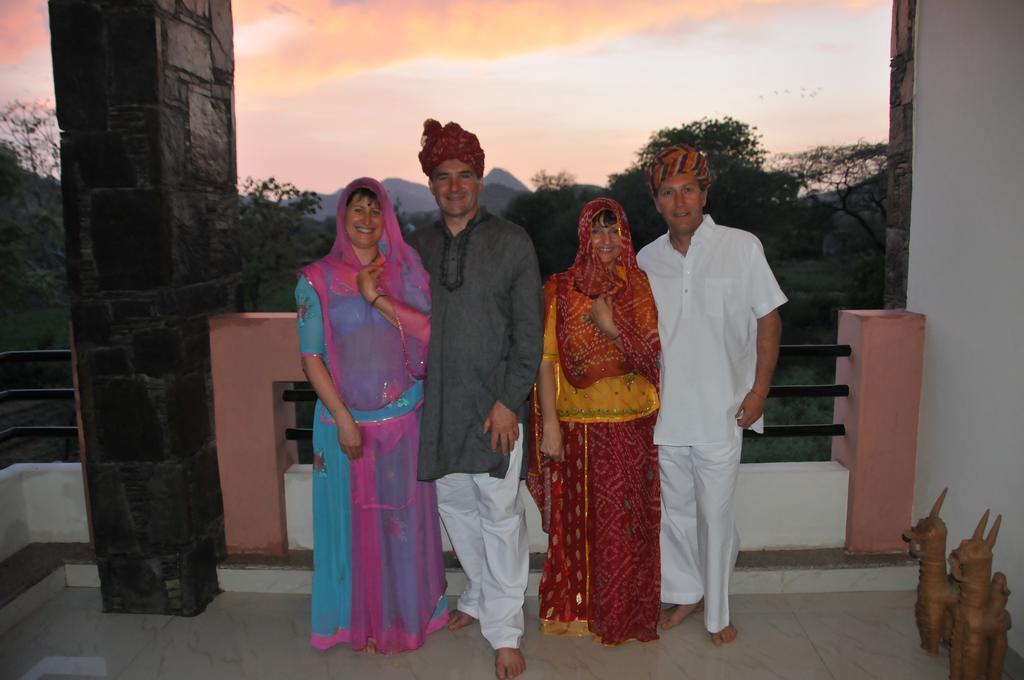 The Royale Country Retreat Bed & Breakfast Udaipur Eksteriør bilde